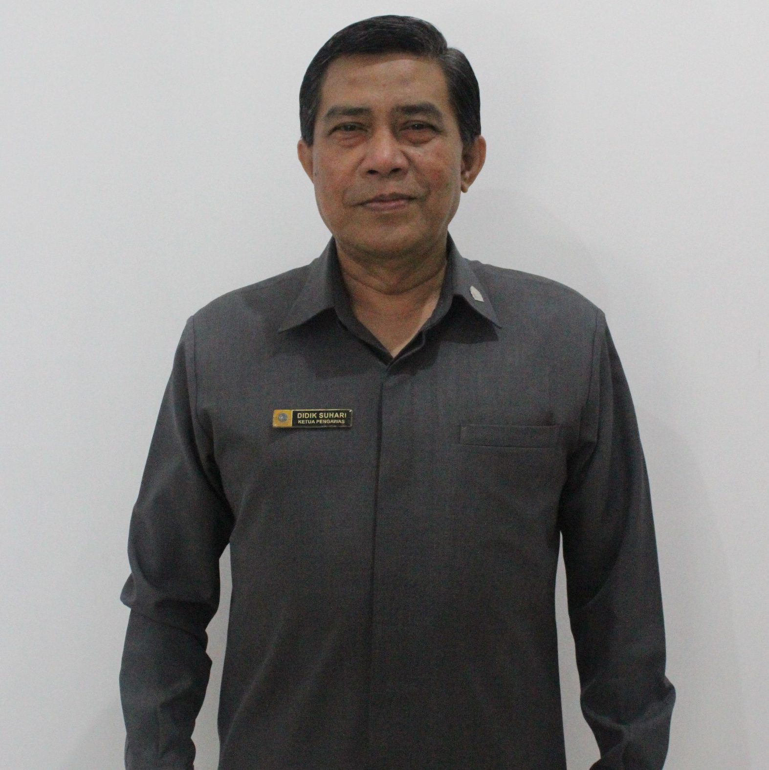 cropped-3.-1Ketua-Pengawas-Laksmana-Muda-Purn-Drs.-Didik-Suhari-M.AP_-1.jpg